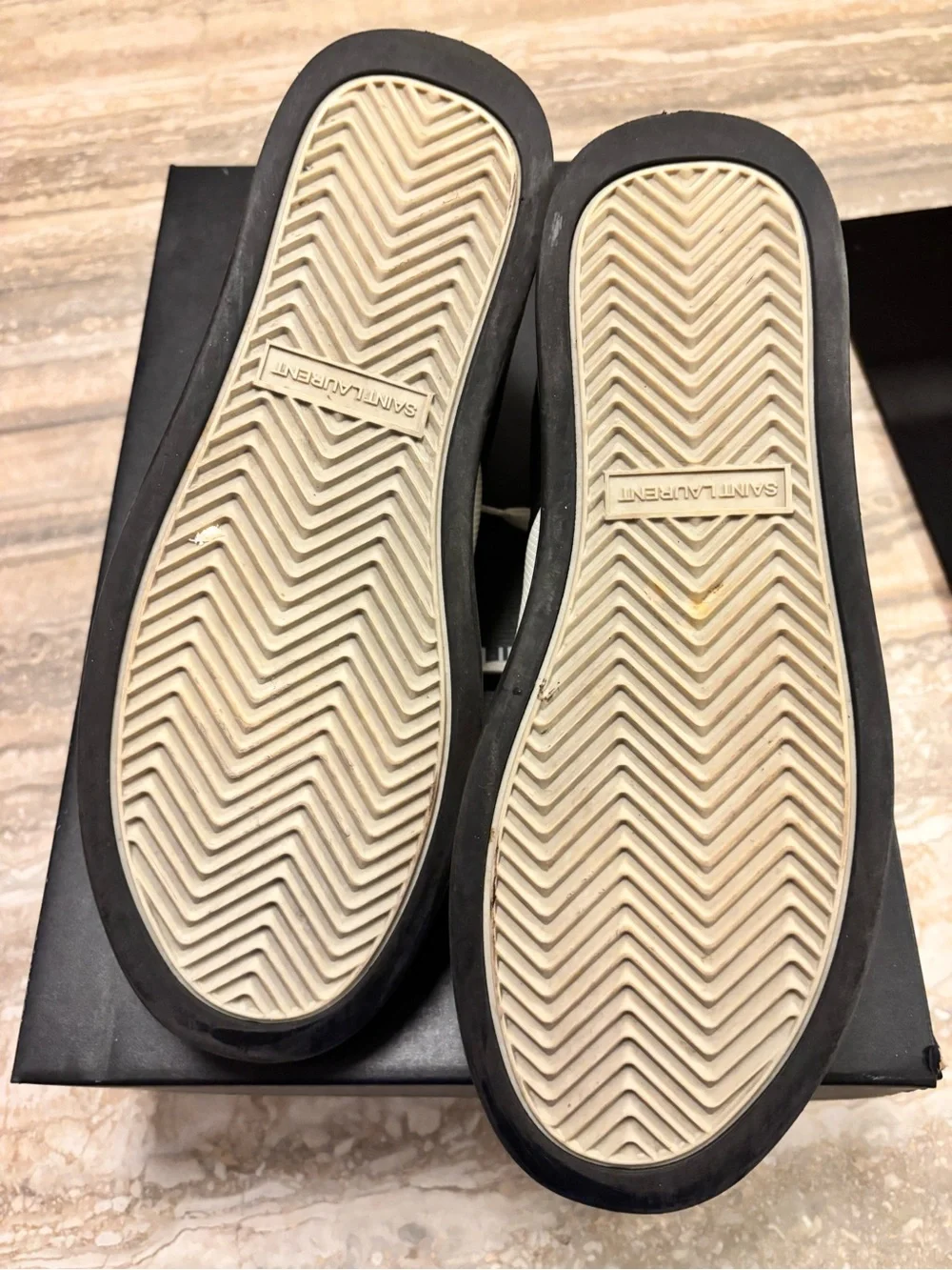 Saint Laurent White and Black Low-Top Sneakers